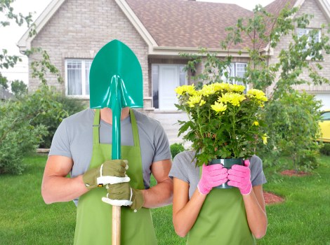 Experienced gardeners in Southall creating neat and welcoming outdoor spaces